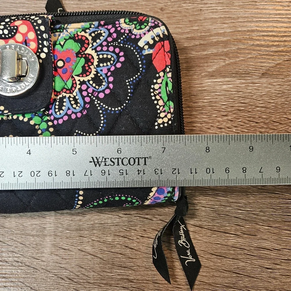 Vera Bradley Night and Day Paisley Quilted Turn Lock Zip Around Wallet Black